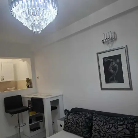 Glavna Lux * Kragujevac