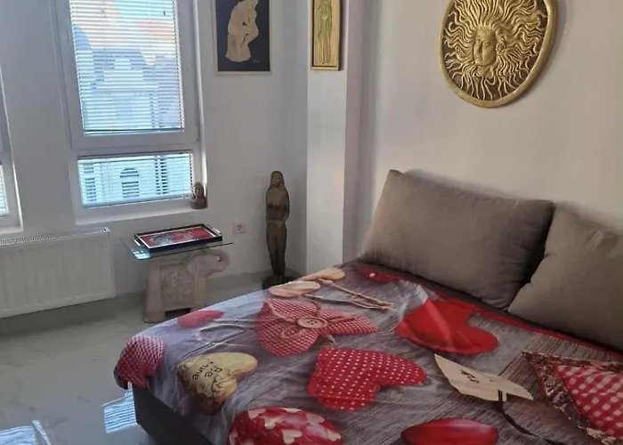 Glavna Lux * Κραγκούγιεβατς